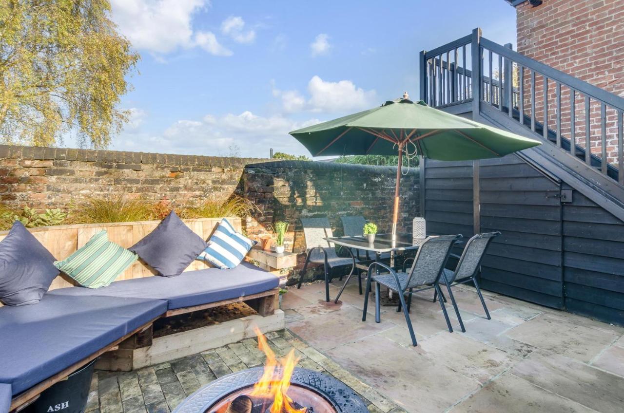 Cosy Pet Friendly Victorian Coachhouse Near Nature Walks On Norfolk Broads, With Fire Pit, Bbq & Alpacas Villa Ranworth Exterior foto